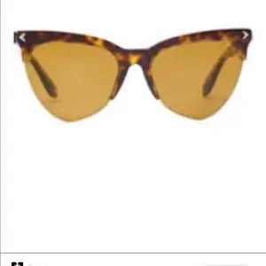 Givenchy Sunglasses- NWOT Givenchy | Accessories | Givenchy Sunglasses Nwot | Poshmark main image 4